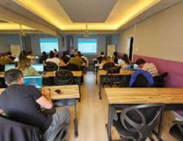 Java Enterprise Edition — Sahil Güvenlik Komutanlığı eğitimi